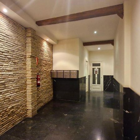 ログローニョLux Wood Loft With Air Con & Liftアパートメント エクステリア 写真
