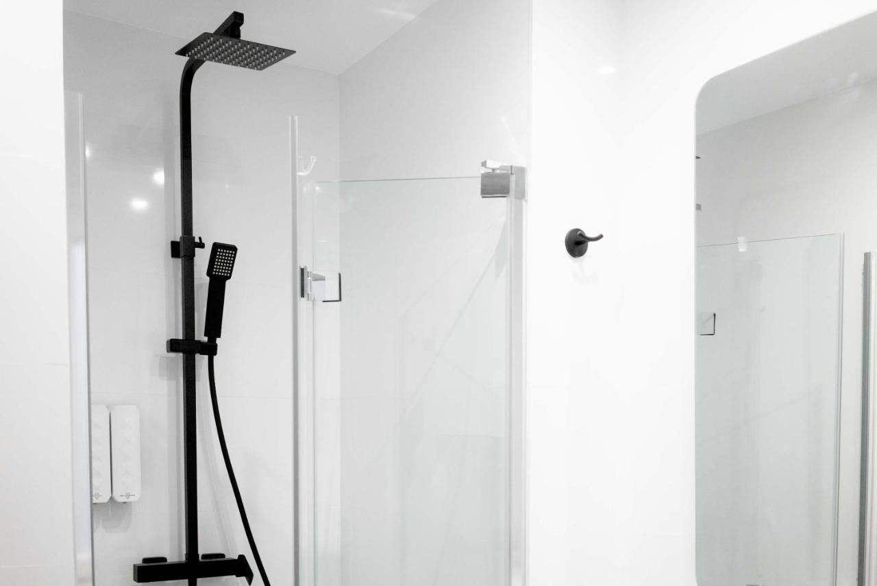 ログローニョLux Wood Loft With Air Con & Liftアパートメント エクステリア 写真